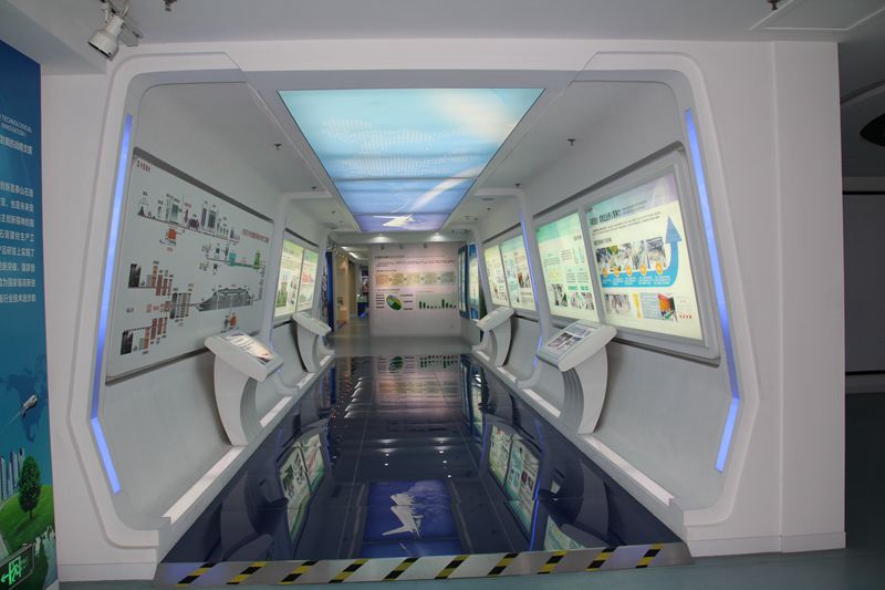 集团党办外出考察学习党建阵地建设工作